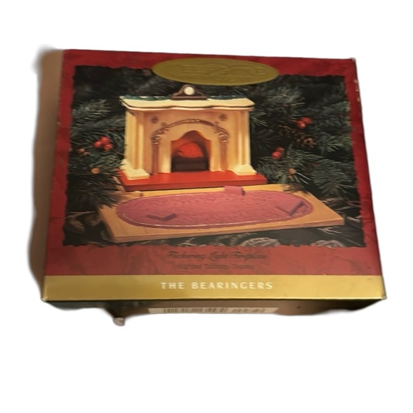 Hallmark Christmas‎ Ornament Display Cozy Fireplace Flickering Flame Decor - Picture 2 of 7